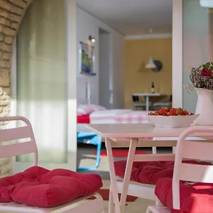 https://apartment-urban-porec.in-istria.net